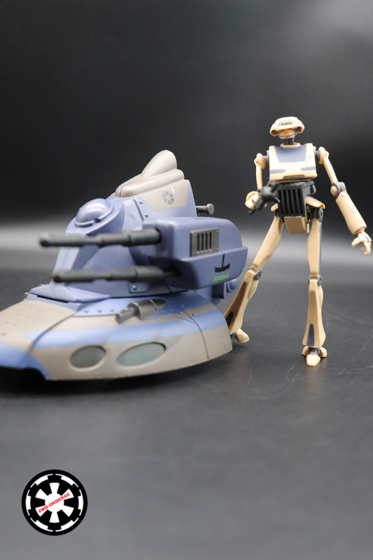 TA-175 With Armored Scout Tank Star Wars The Clone Wars Collection 2010