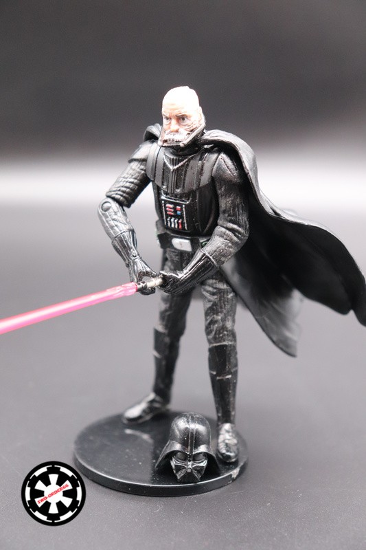 Darth Vader (Throne Room Duel) Star Wars Saga 2003