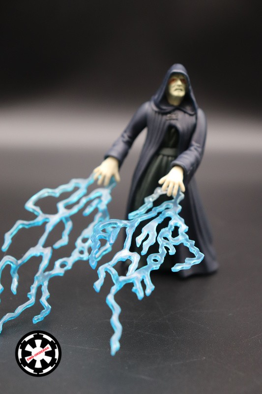 Palpatine (Darth Sidious) Force Lightning Star Wars Power Of The Force 2 1998