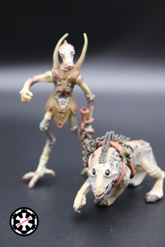 Geonosian Warrior With Massiff Star Wars Saga 2002