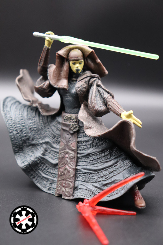 Luminara Unduli Star Wars SAGA 2002 unpainted necklace
