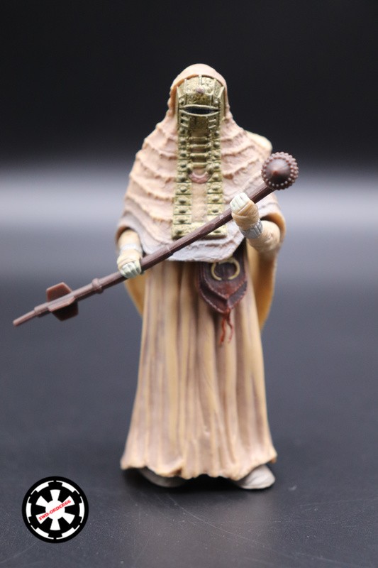 Tusken Raider Female Star Wars SAGA 2002