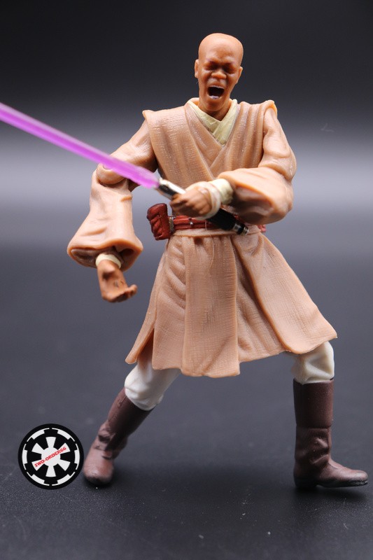Mace Windu Geonosian Rescue Star Wars Saga 2002